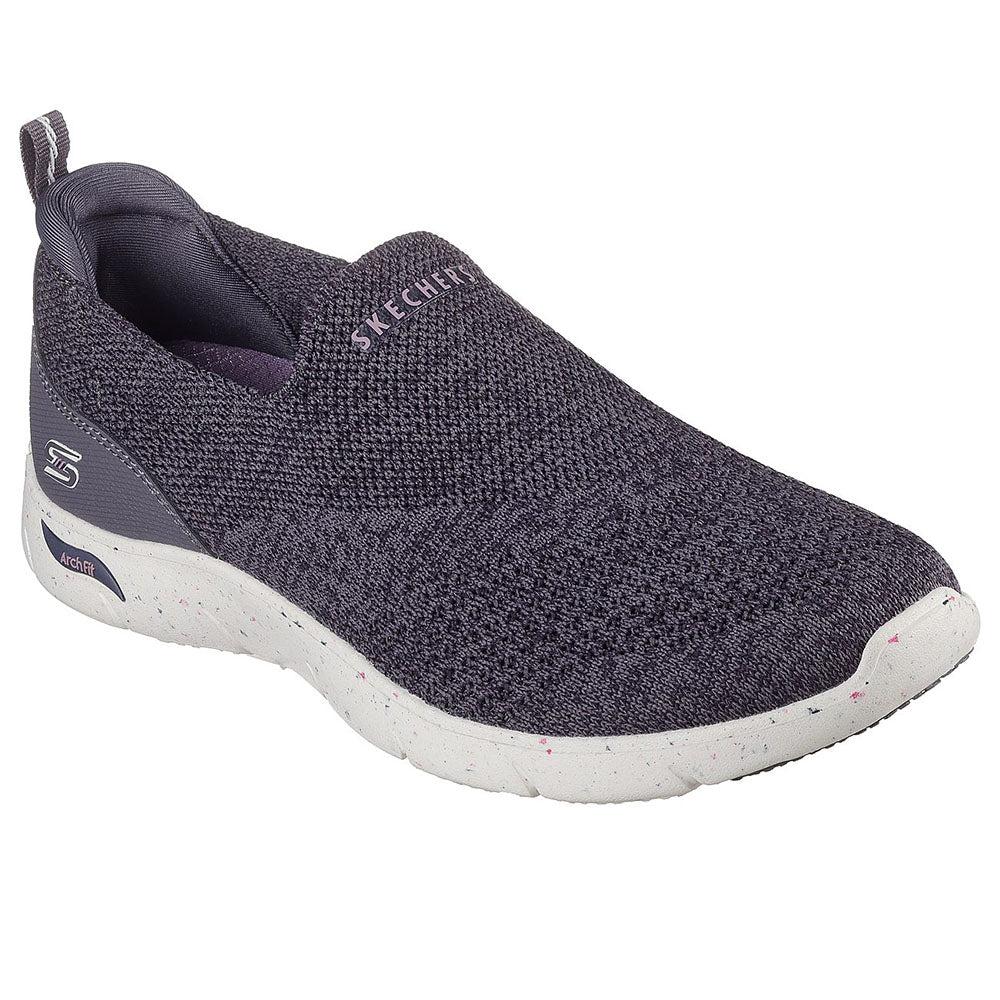 Skechers revival store